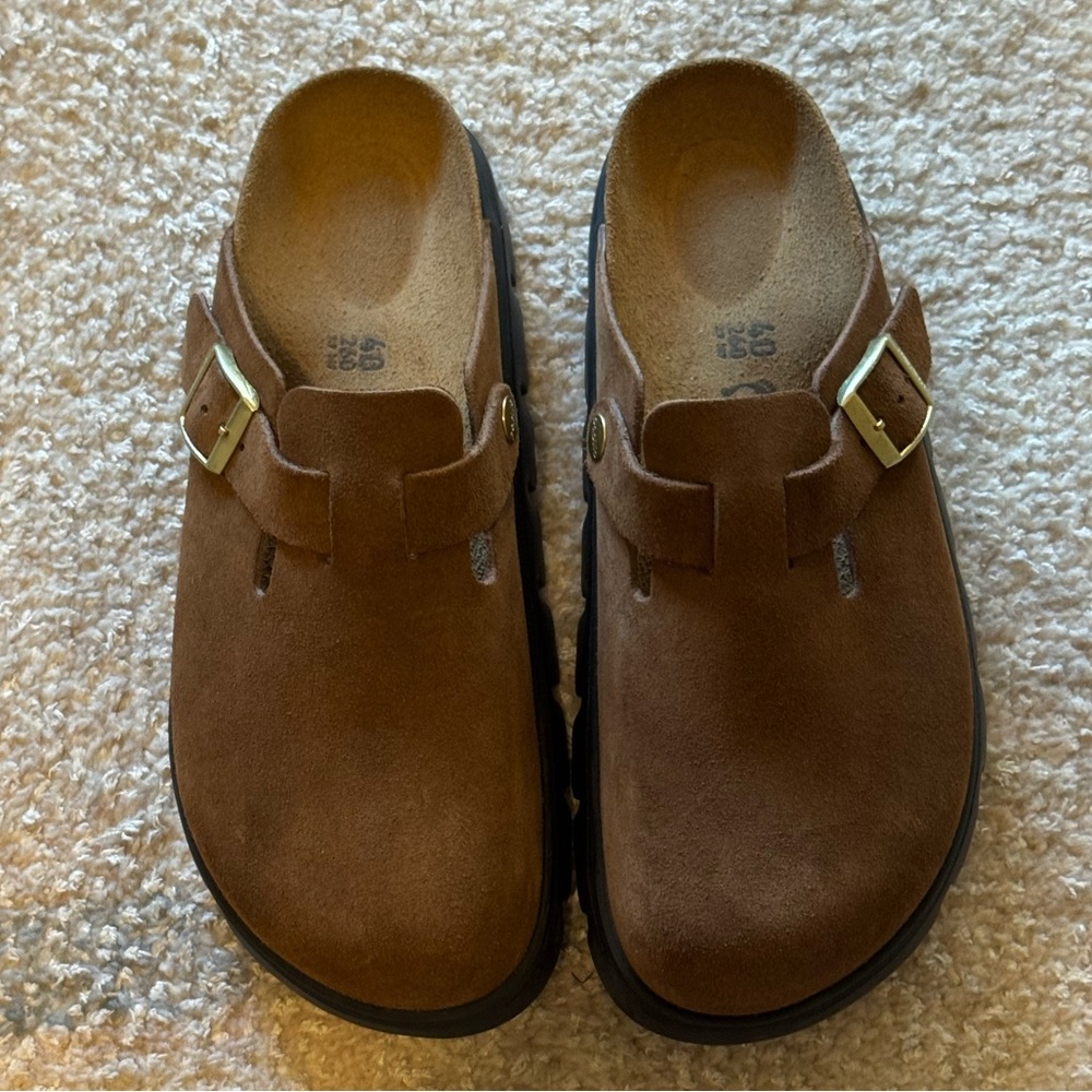 NEW Birkenstock Boston Chunky Clog in Dark Tea - Picture 5 of 9